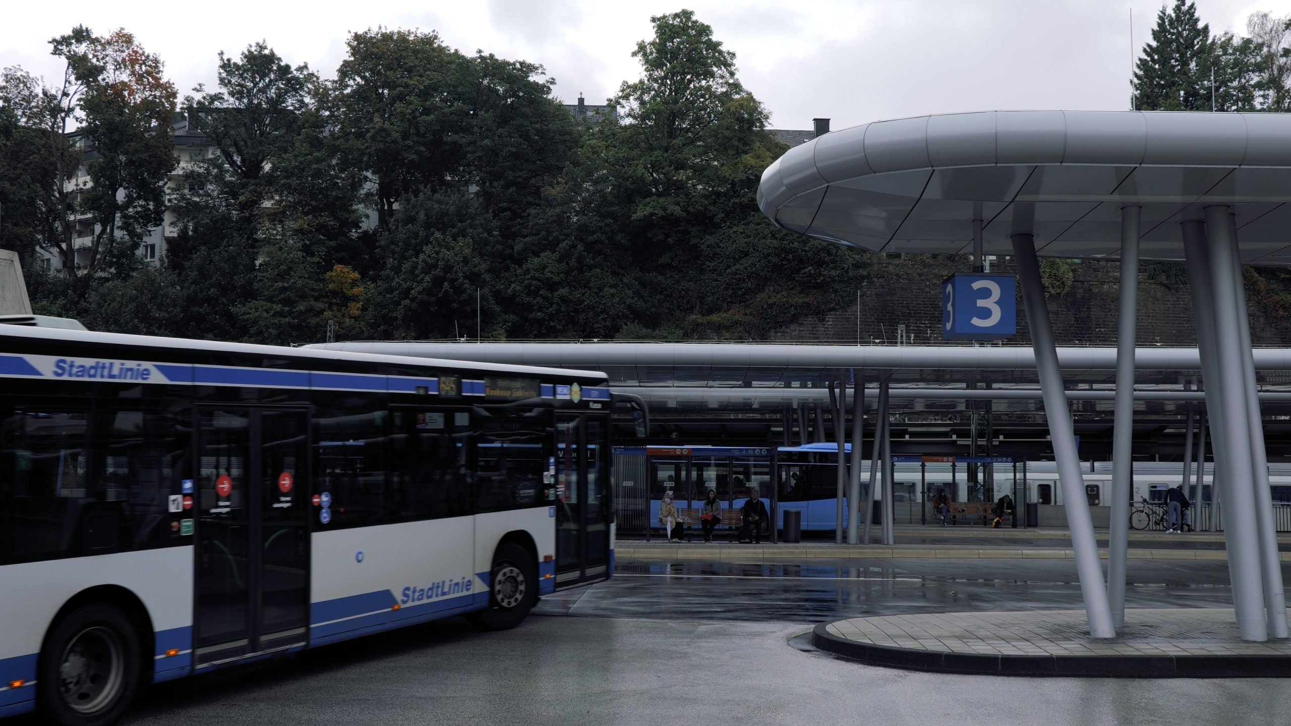 Mehr über den Artikel erfahren Vermittlung von Busfahrern aus Spanien